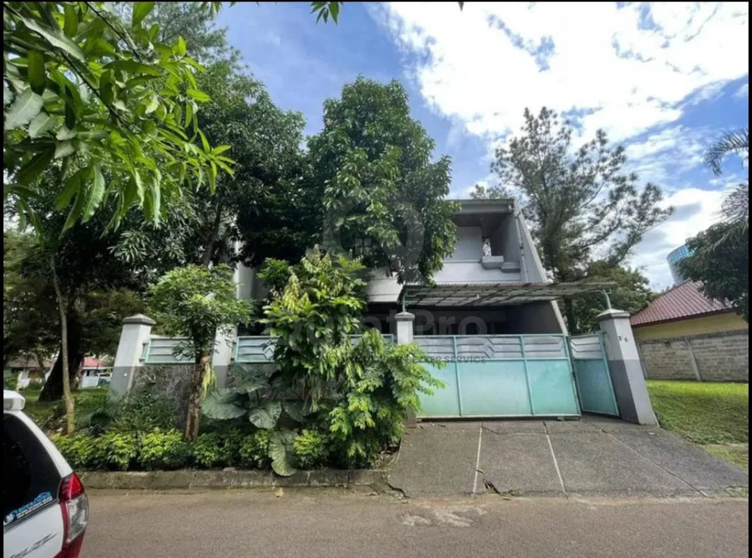 Rumah 5KT 350m² di Giri Loka BSD, 2 Lantai Modern Halaman Asri SHM