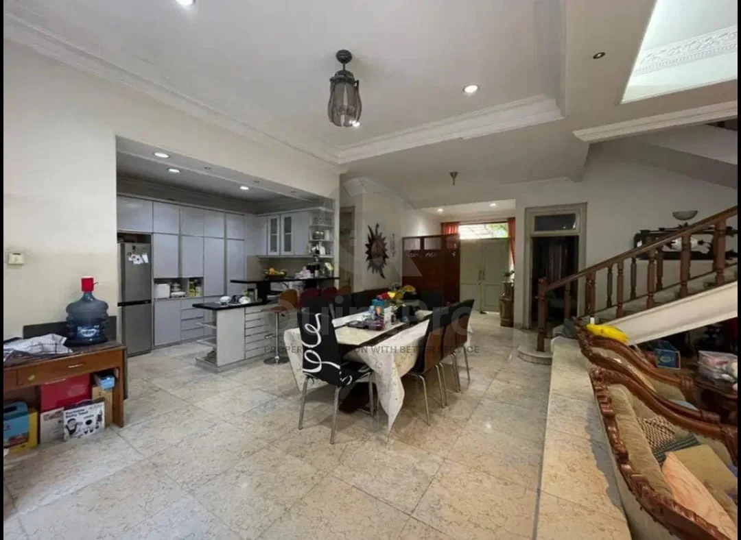Rumah 5KT 350m² di Giri Loka BSD, 2 Lantai Modern Halaman Asri SHM — foto 3