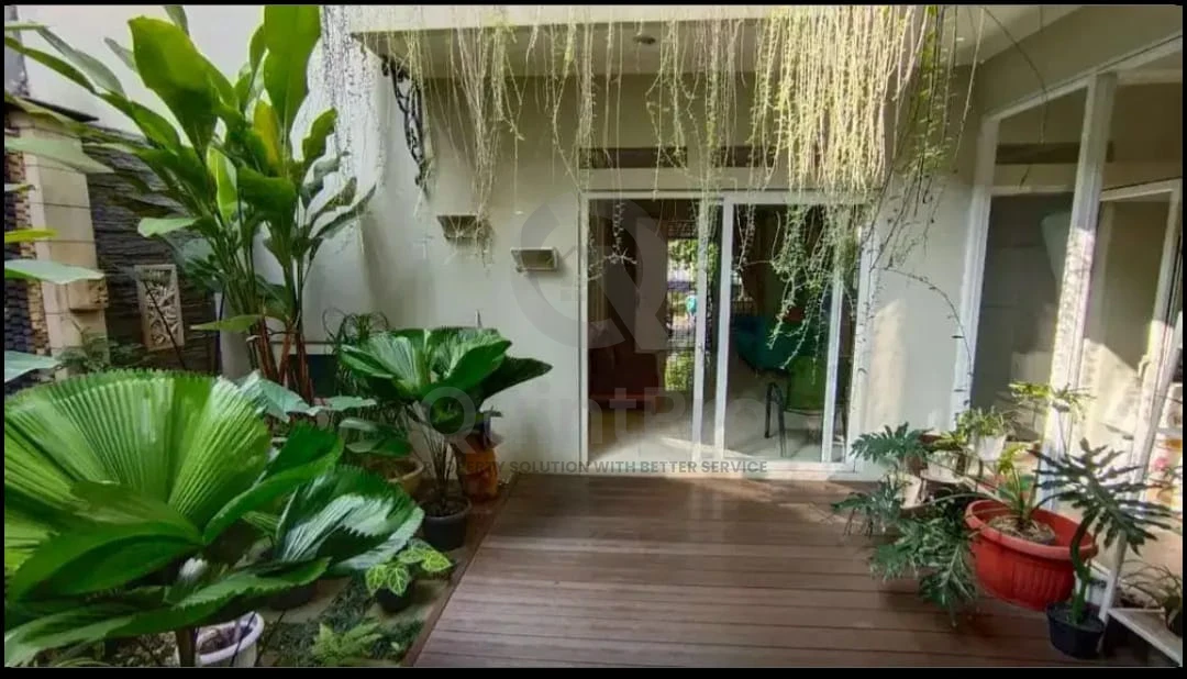 Rumah 3KT 2 Lantai di De Latinos Mexicano BSD Tangerang, Garasi 2 Mobil SHM — foto 2