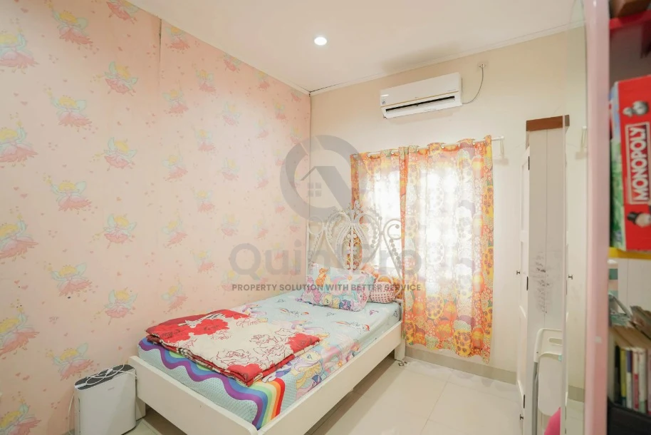 Rumah 4+2KT 190m² di Vila Gunung Lestari Ciputat, 2 Lantai SHM Dekat Stasiun — foto 2