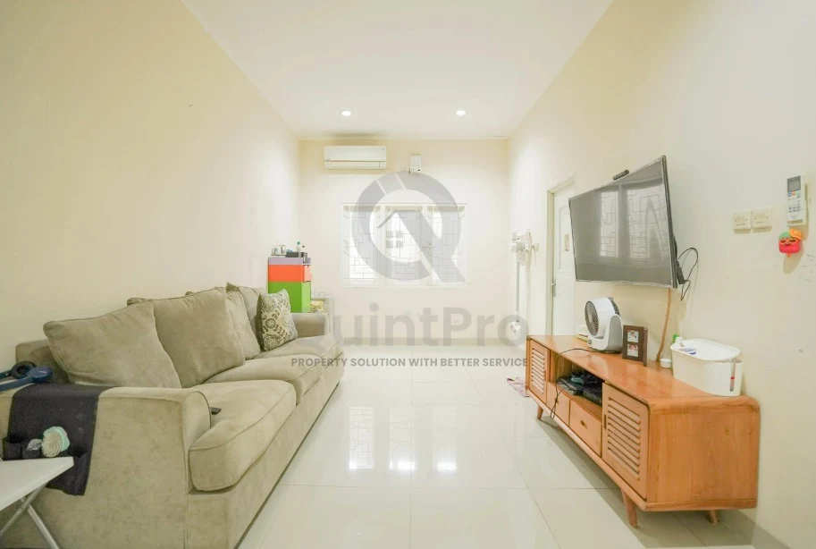 Rumah 4+2KT 190m² di Vila Gunung Lestari Ciputat, 2 Lantai SHM Dekat Stasiun — foto 3