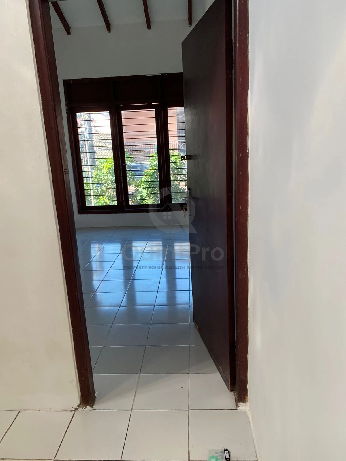 Rumah Disewa di pagadengan utara pancoran, Jakarta, 4KT — foto 9