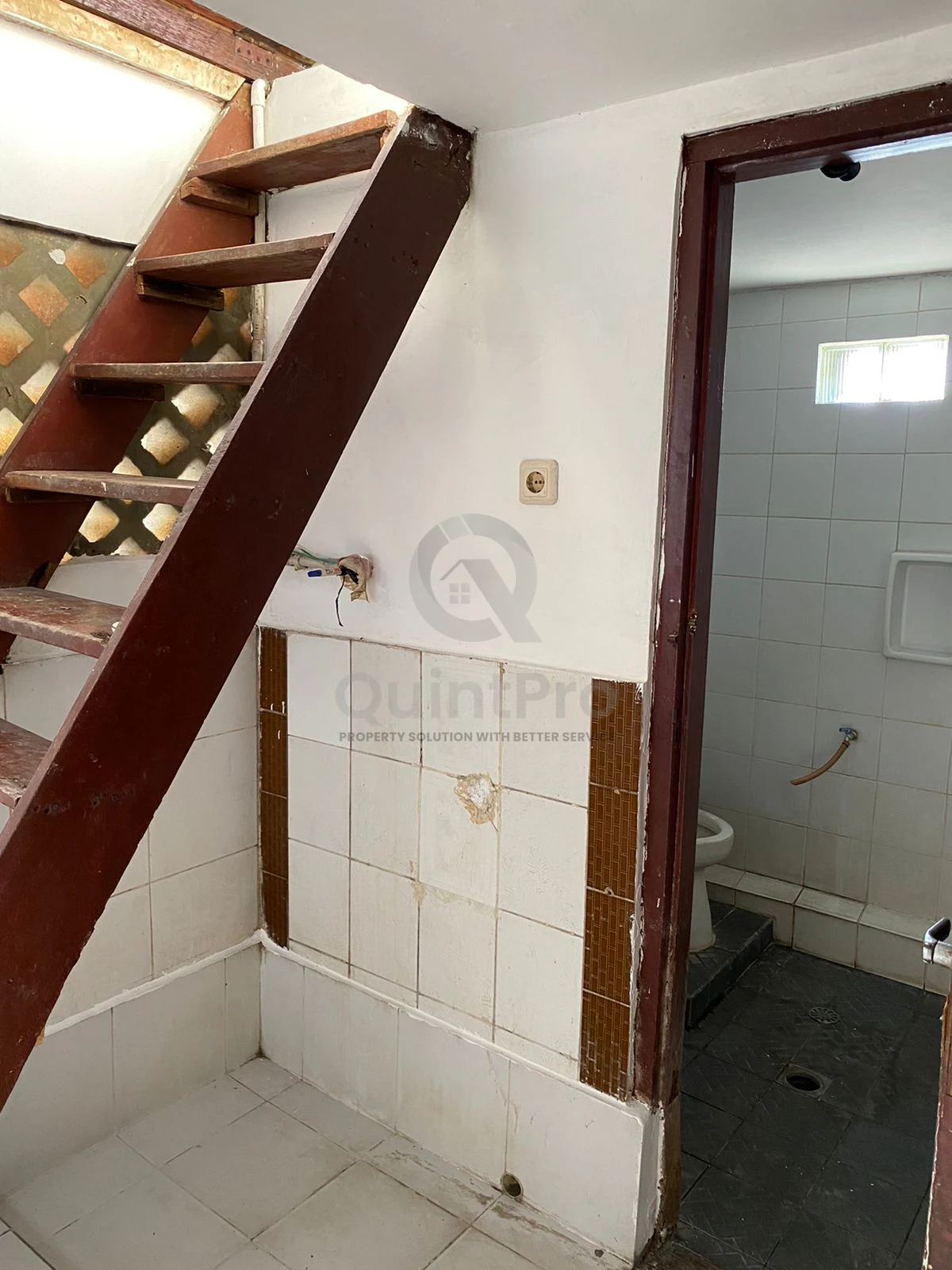 Rumah Disewa di pagadengan utara pancoran, Jakarta, 4KT — foto 12