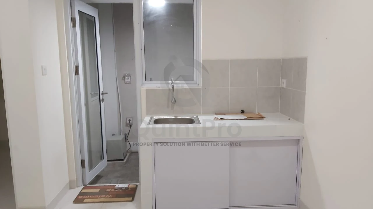 Rumah 3KT 2 Lantai Disewa di Martinez Gading Serpong, Modern Minimalis Dekat Club House — foto 3