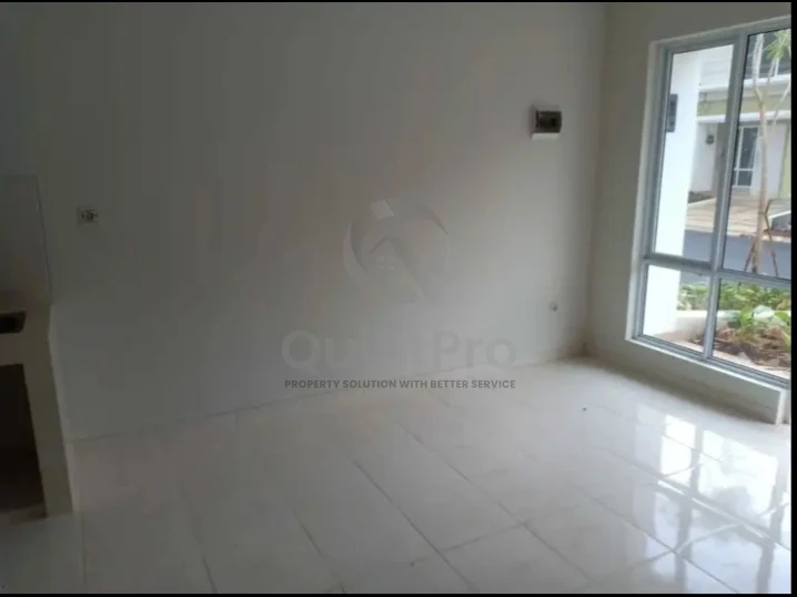 Rumah 3+1KT Disewa di Serpong Paradise, 2 Lantai Modern Minimalis Unfurnished — foto 2