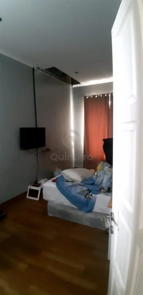 Rumah 4+1KT 320m² di Anggrek Loka BSD, 2 Lantai Modern Minimalis SHM — foto 2