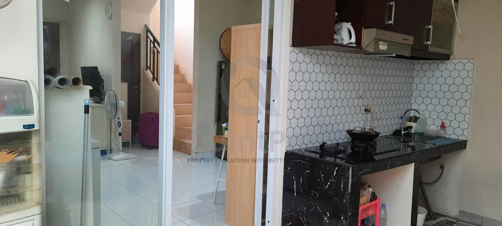 Rumah 2KT 3KM di Sevilla BSD, 2 Lantai SHM Bebas Banjir Strategis — foto 4
