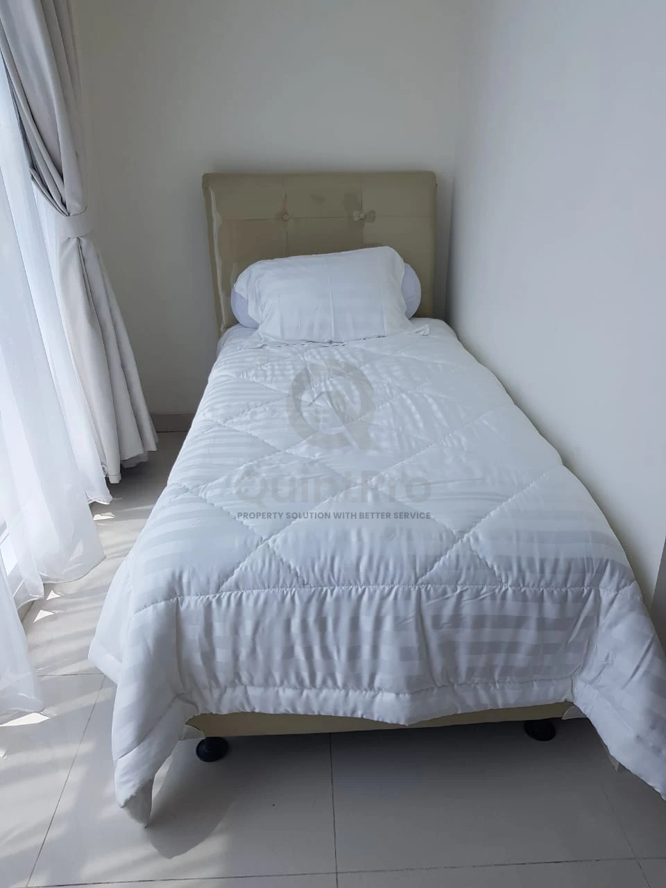 Apartemen 2BR Furnished di Brooklyn Alam Sutera, View Jalan Raya Lantai 11 — foto 3
