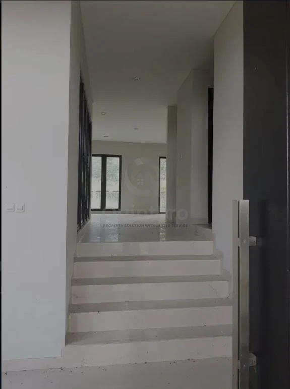 Rumah Modern 5KT 3 Lantai di Cluster Olive BNR Bogor, 300m² SHM — foto 3