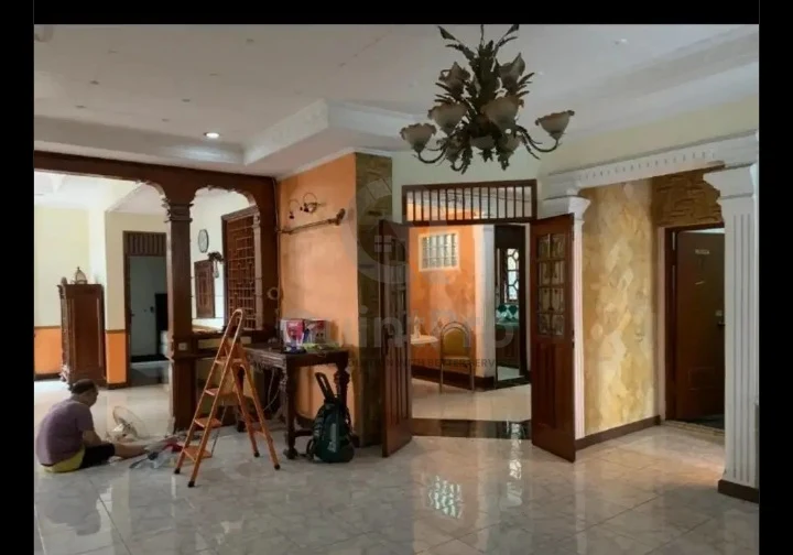 Rumah 3+2KT 540m² Nusa Loka BSD, 2 Lantai Hook Taman Kolam SHM Furnished — foto 4