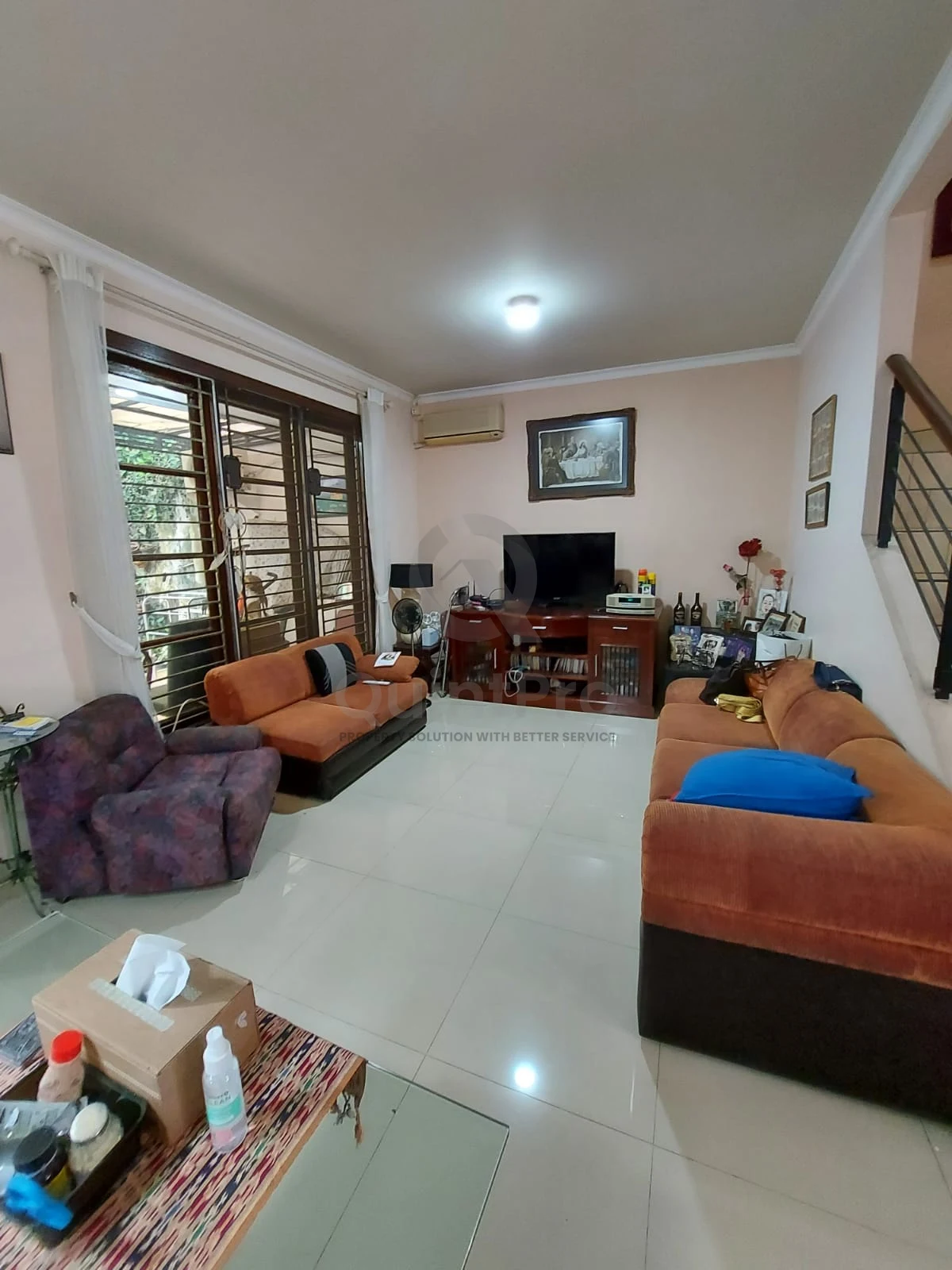 Rumah 4+1KT 250m² Delatinos BSD, 2 Lantai Halaman Asri SHM — foto 5