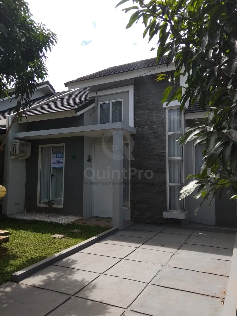 Rumah 2KT Modern di Serpong Garden 2, Halaman Asri 2 Lantai