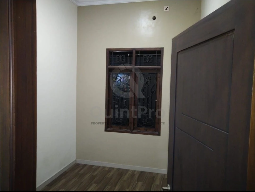 Rumah 3KT 159m² SHM di Pondok Benda Pamulang, Renovasi 2018 Terawat — foto 3