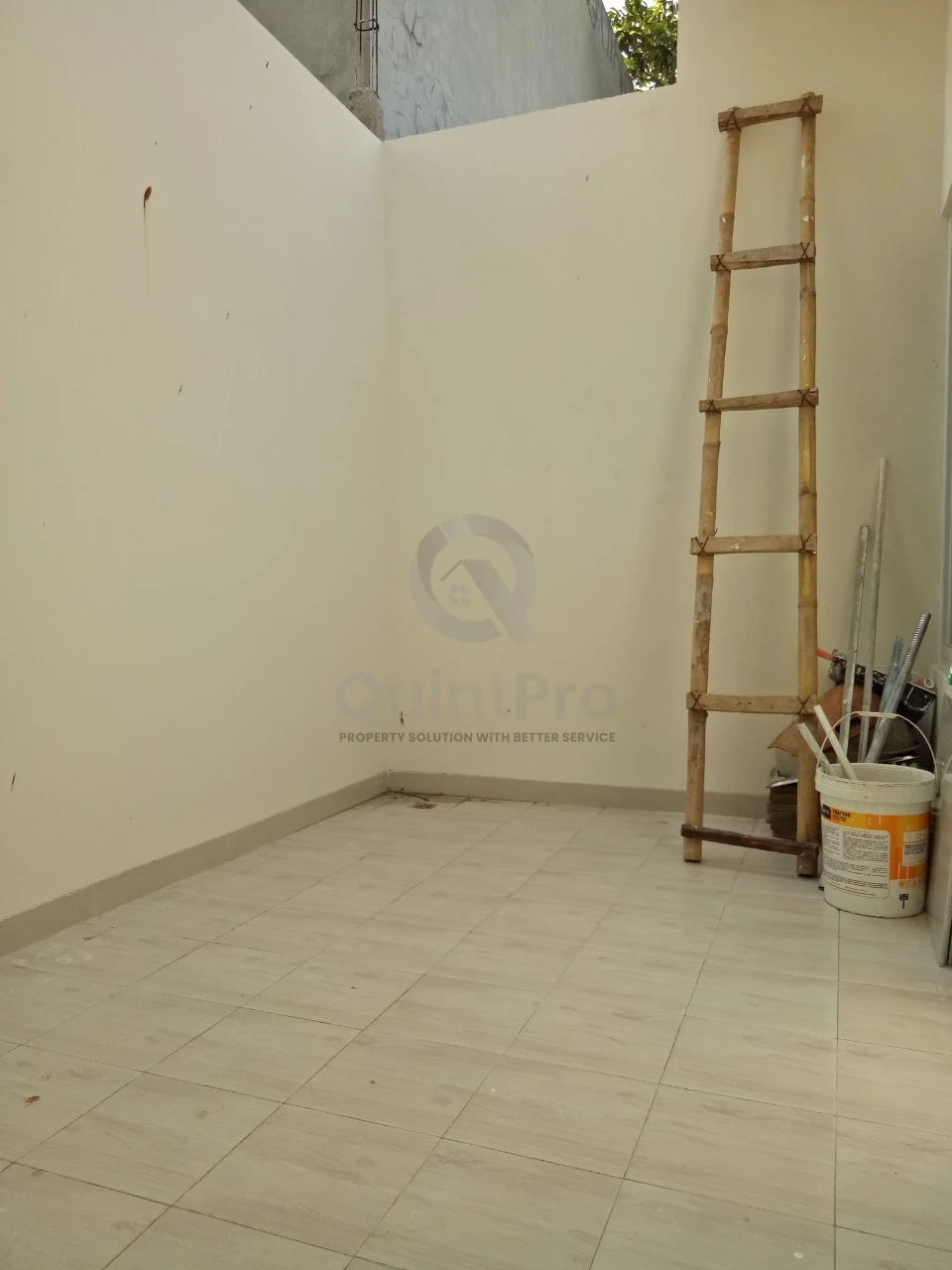 Rumah Modern 2KT di Bumi Puspitek Asri Serpong, SHM Granit Siap Huni — foto 5