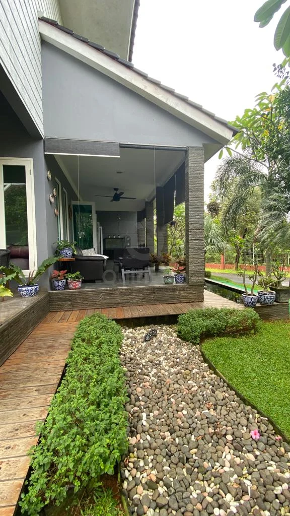 Rumah 4+1KT 280m² Sevilla BSD, 2 Lantai Semi-Furnished SHM Bebas Banjir — foto 4