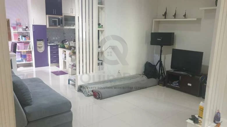 Rumah Modern 4KT 3 Lantai di Icon Cosmo BSD, SHM Halaman Asri — foto 3