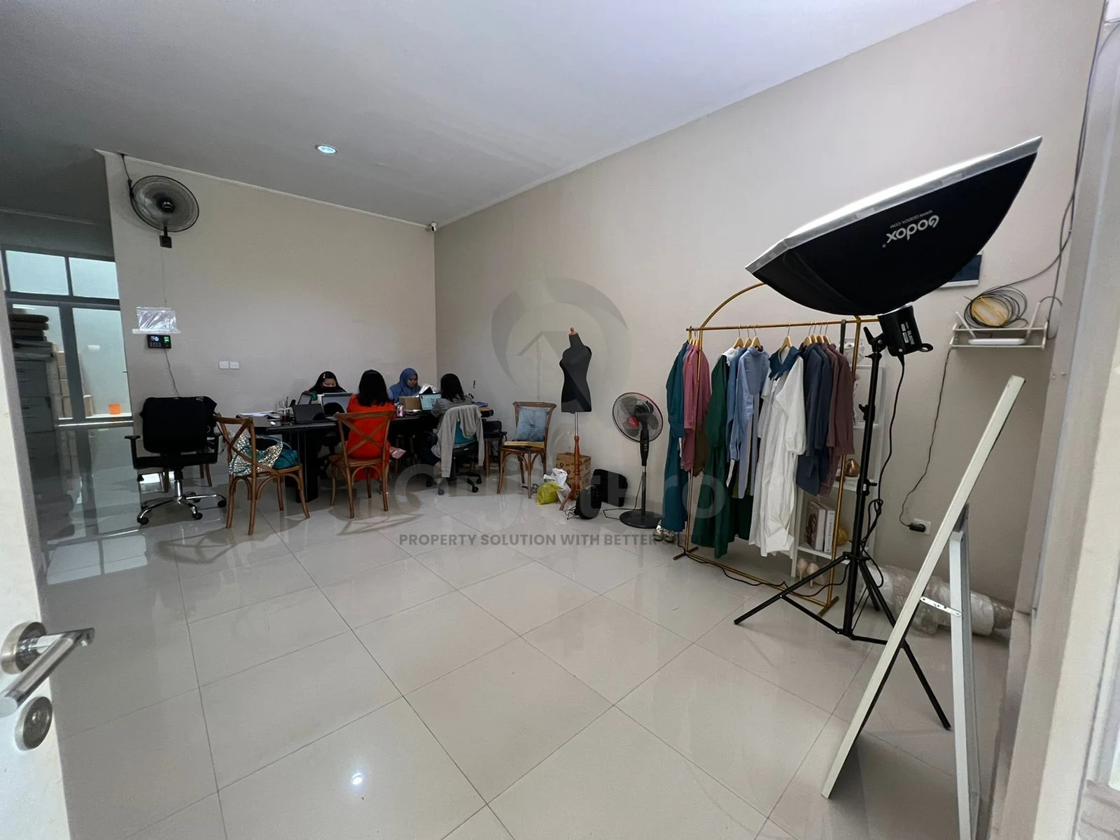 Rumah Dijual di Regency Melati Mas, Melatimas, 3KT — foto 6