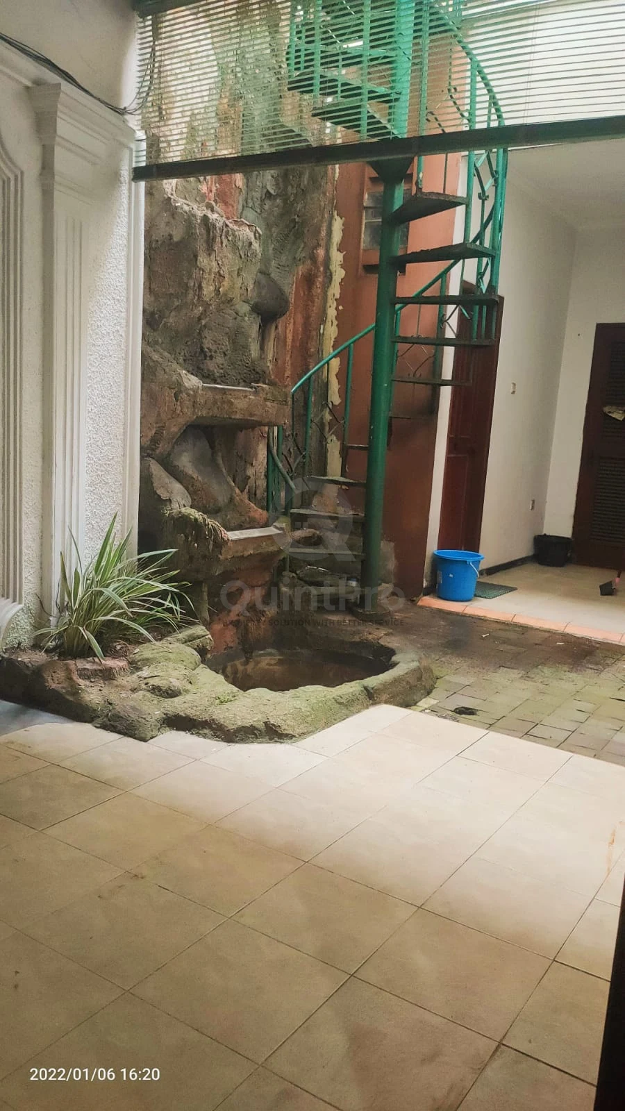 Rumah 5KT 2 Lantai di Taman Giri Loka BSD, SHM Bebas Banjir Strategis — foto 4