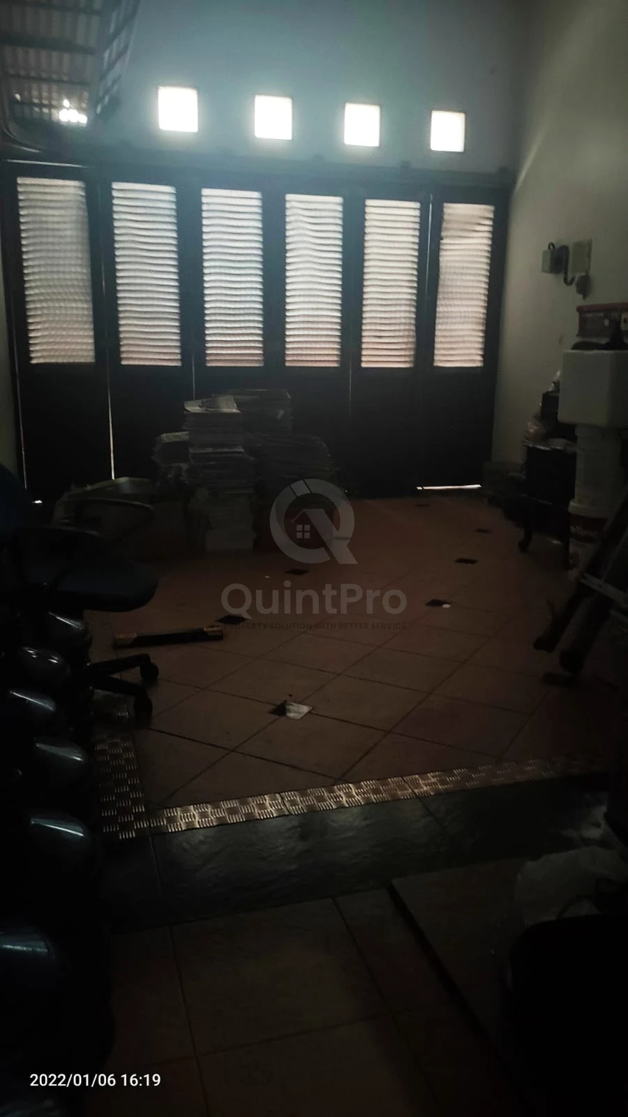 Rumah Dijual di Taman Giri Loka, BSD, 5KT — foto 11