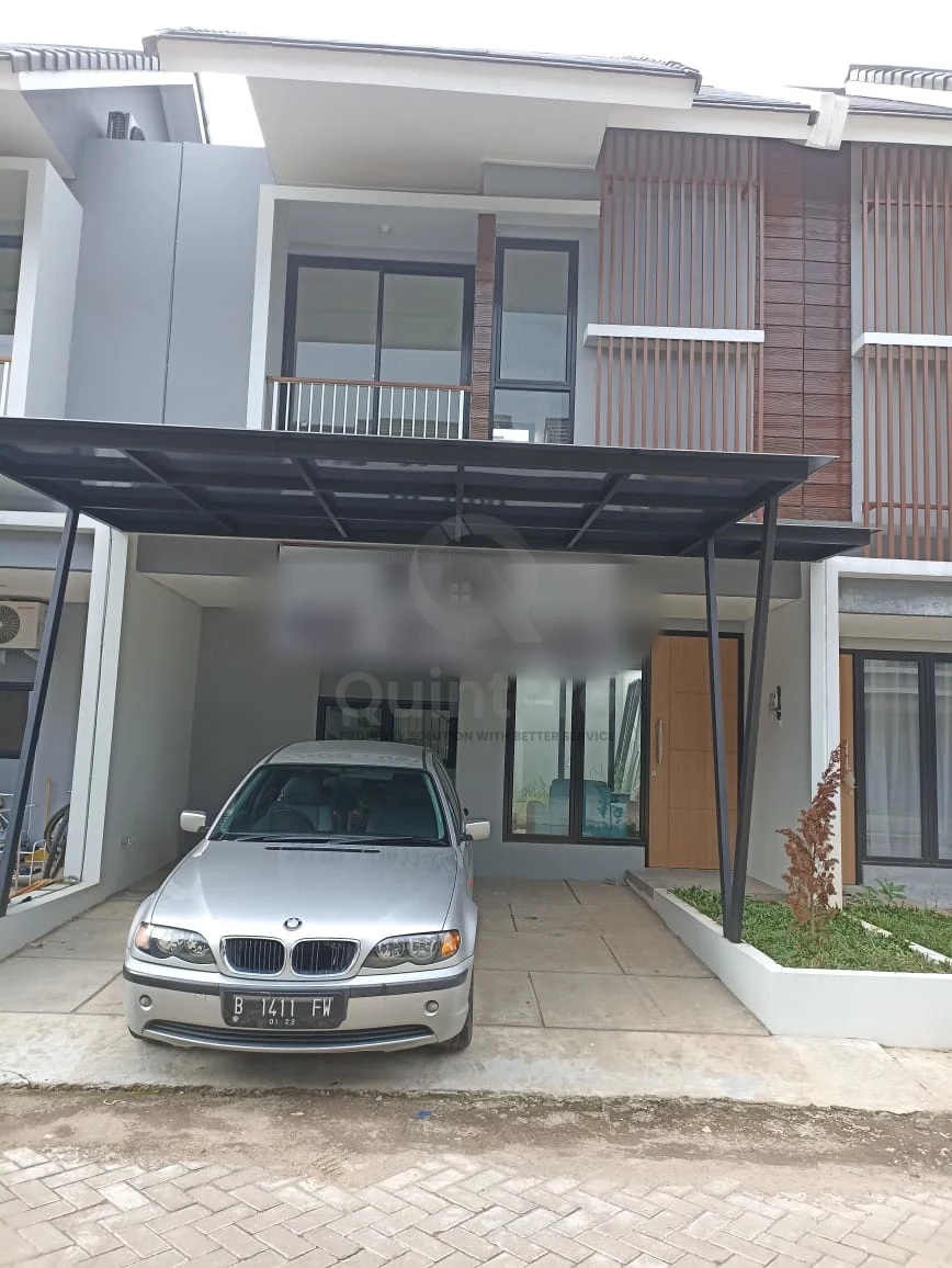 Rumah 2KT 2 Lantai di Naira Residence BSD, SHM Canopi Kolam Renang