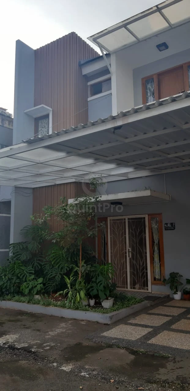 Rumah Modern 3+1KT di Sunshine Villas Pondok Aren, Hook Position Bebas Banjir SHM
