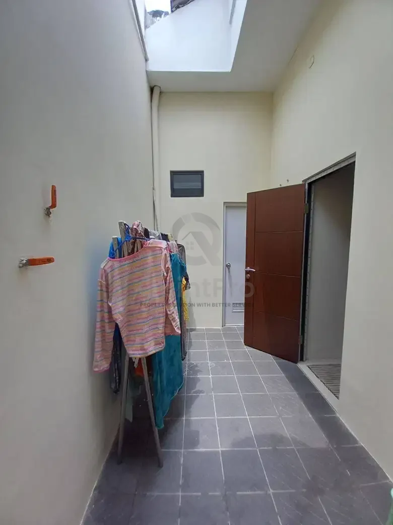 Rumah Dijual di Kencana Loka, BSD, 3KT — foto 7
