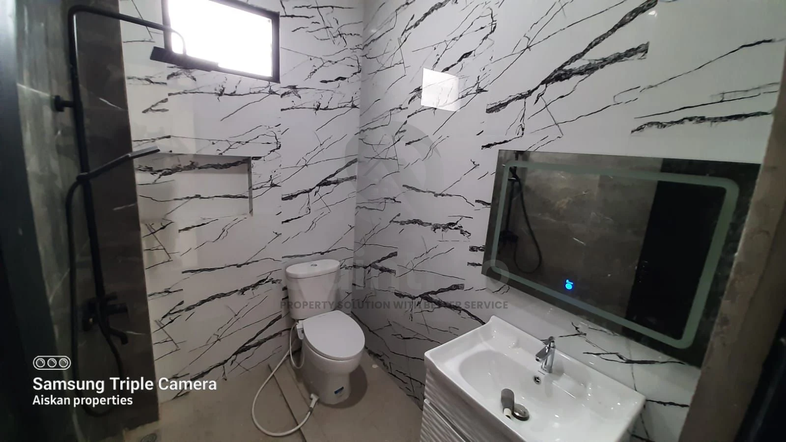 Rumah Dijual di Griya Loka Sek.15, BSD, 4KT — foto 12