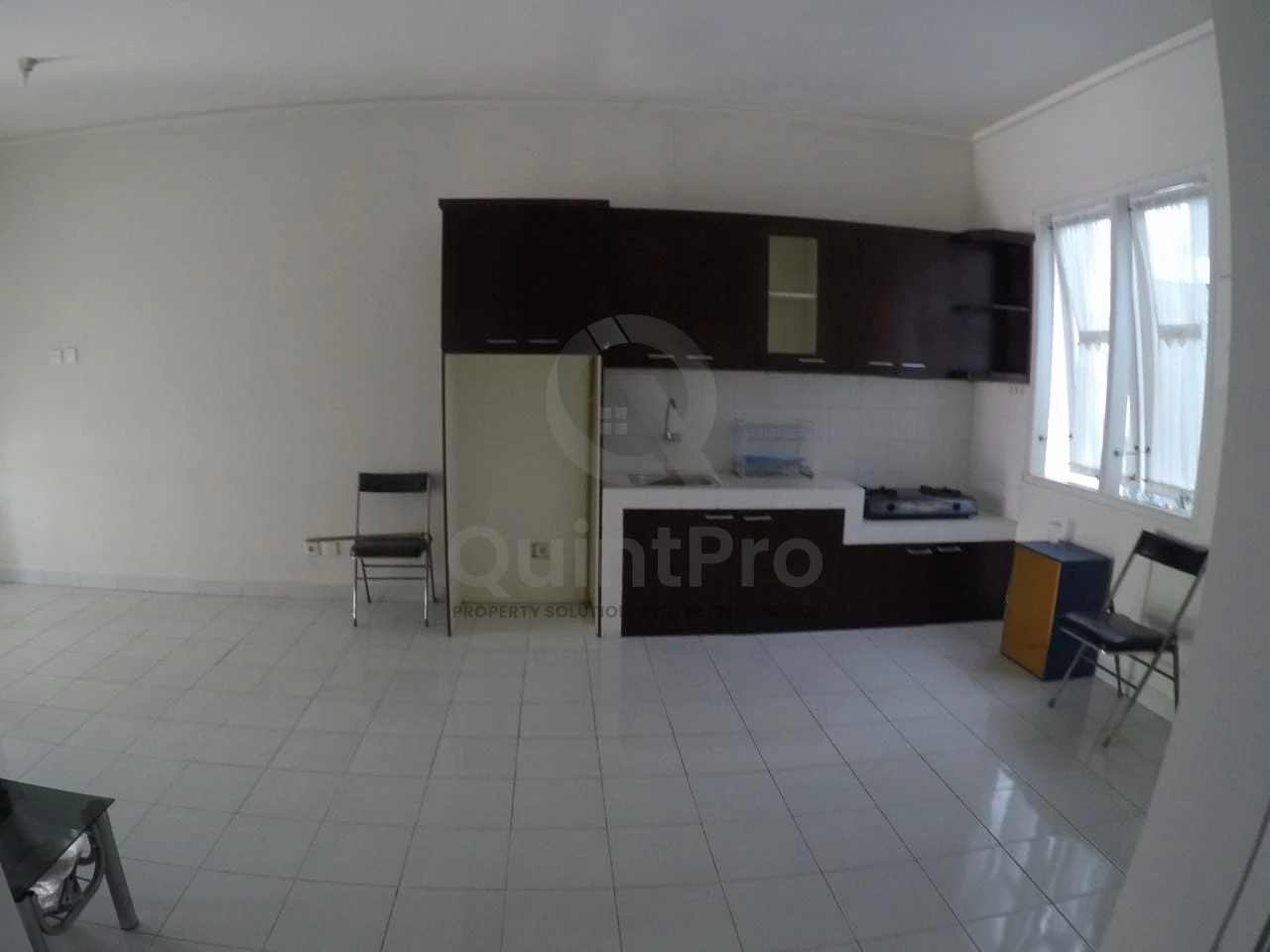 Rumah 3KT di Sevilla BSD City, Halaman Asri Dekat Sekolah HGB — foto 3