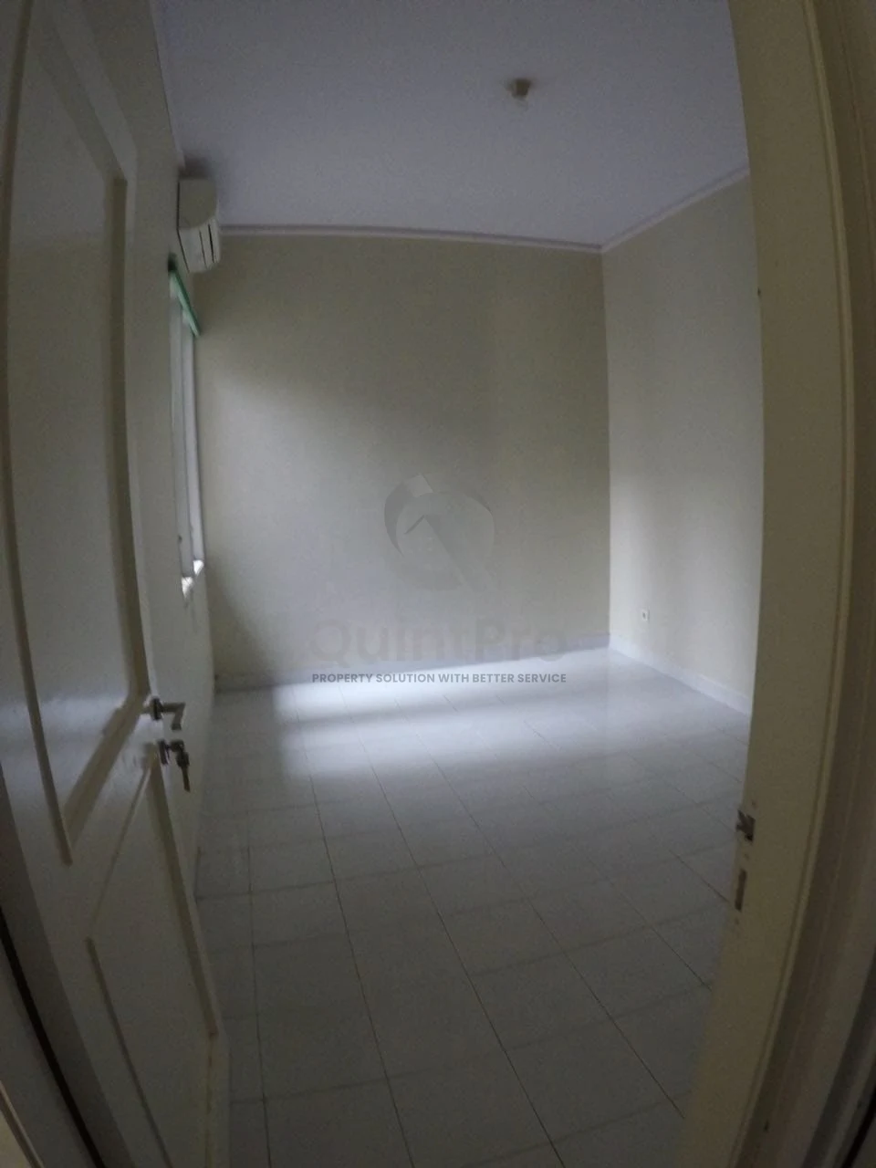 Rumah 3KT di Sevilla BSD City, Halaman Asri Dekat Sekolah HGB — foto 4