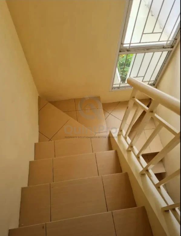 Rumah 5KT 2 Lantai di Sevilla BSD, 179m² SHM Siap Huni — foto 4