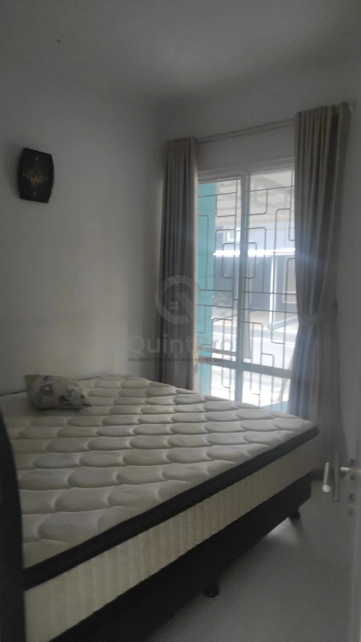 Rumah 2KT Disewa di The Icon BSD, Furnished AC Kitchen Set Siap Huni — foto 2
