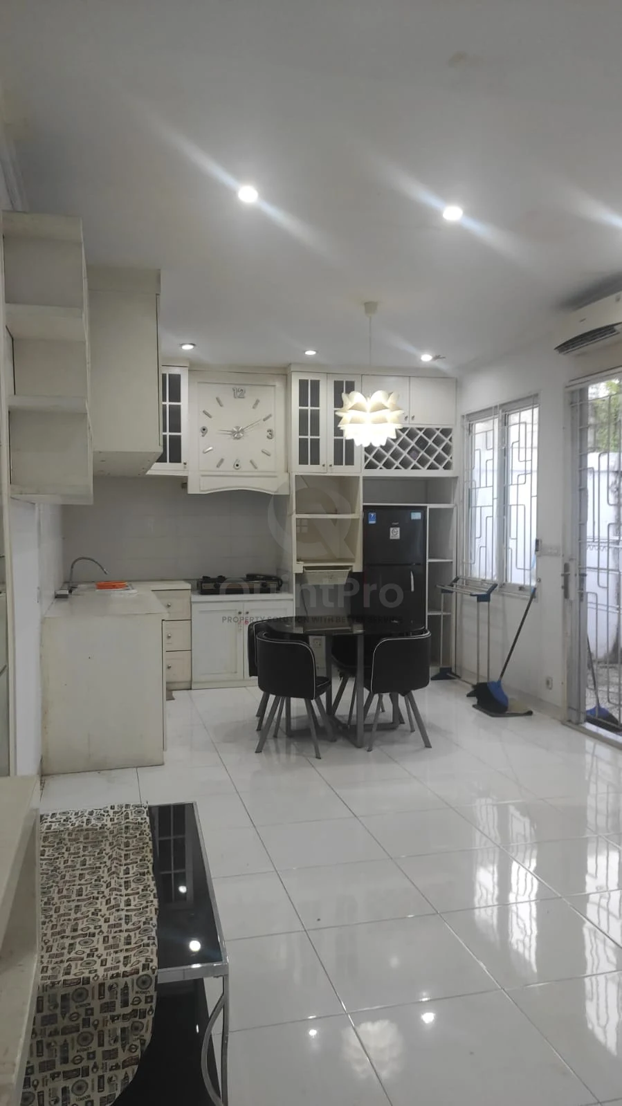 Rumah Disewa di The Icon, BSD, 2KT — foto 8