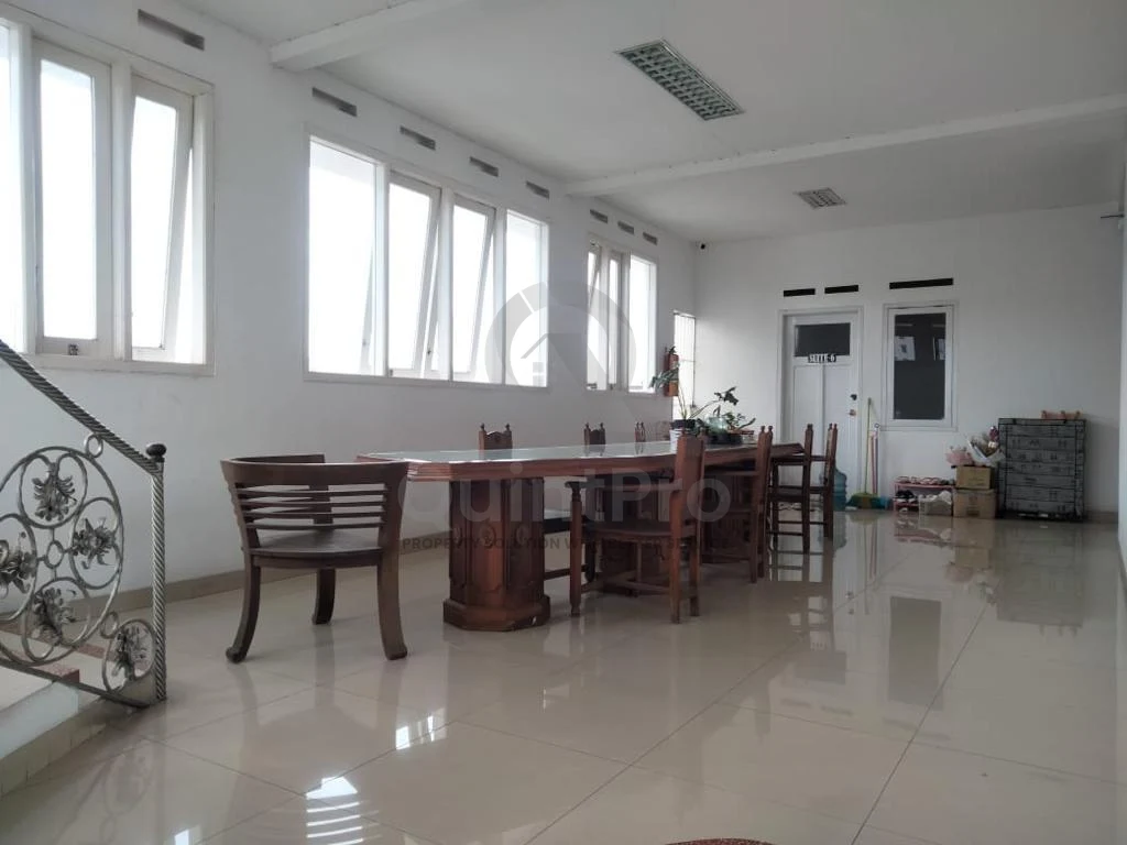 Rumah 3+1KT 1300m² Dangdeur Indah Bandung, 30 Kamar Kost Aktif SHM — foto 4