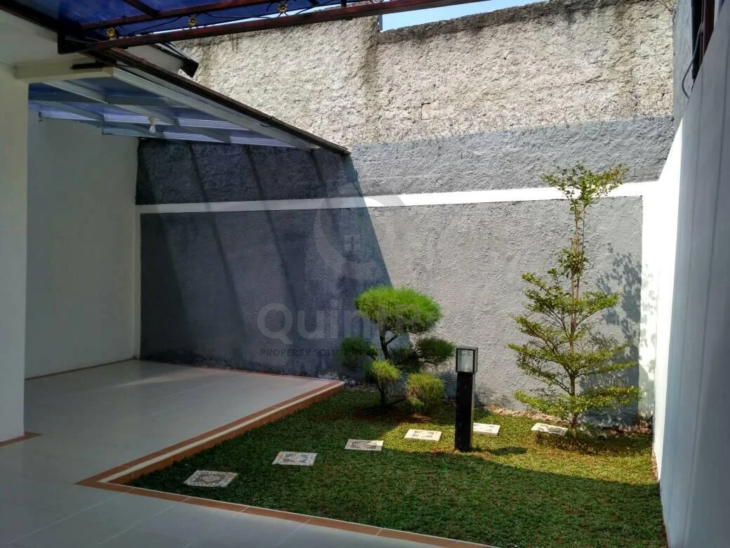 Rumah 2+1KT 130m² di New Serpong Estate BSD, 2 Lantai Semi-Furnished Bebas Banjir — foto 4