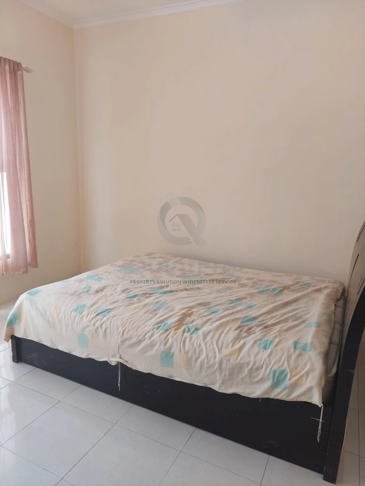 Rumah 2KT Disewa di Serpong Estate Serpong, 2 Lantai Modern Semi-Furnished — foto 4