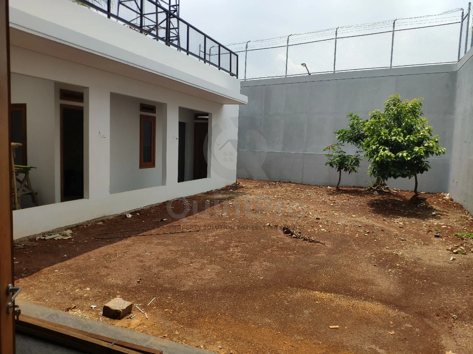 Rumah Modern 3KT 445m² di Taman Giri Loka BSD, 2 Lantai SHM Kayu Jati — foto 2