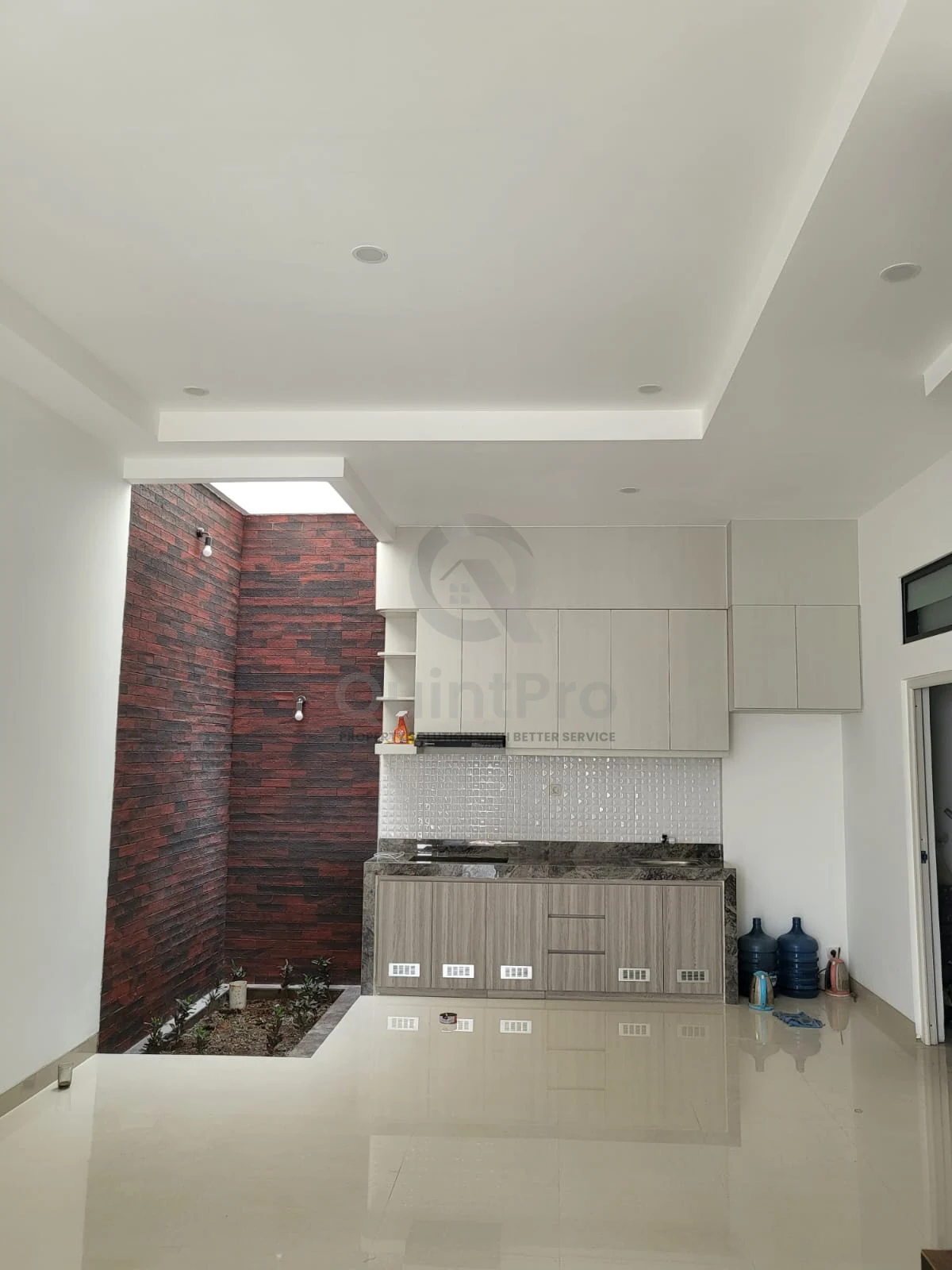 Rumah Modern 3+1KT di Nusa Loka BSD, 2 Lantai SHM Siap Huni — foto 3