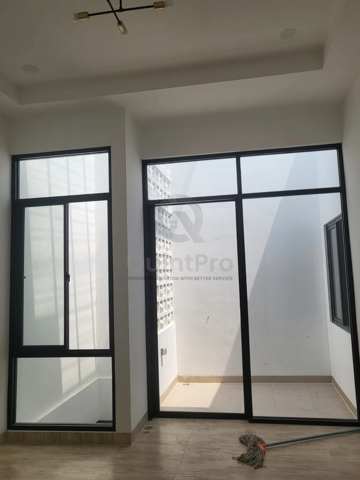 Rumah Modern 3+1KT di Nusa Loka BSD, 2 Lantai SHM Siap Huni — foto 5