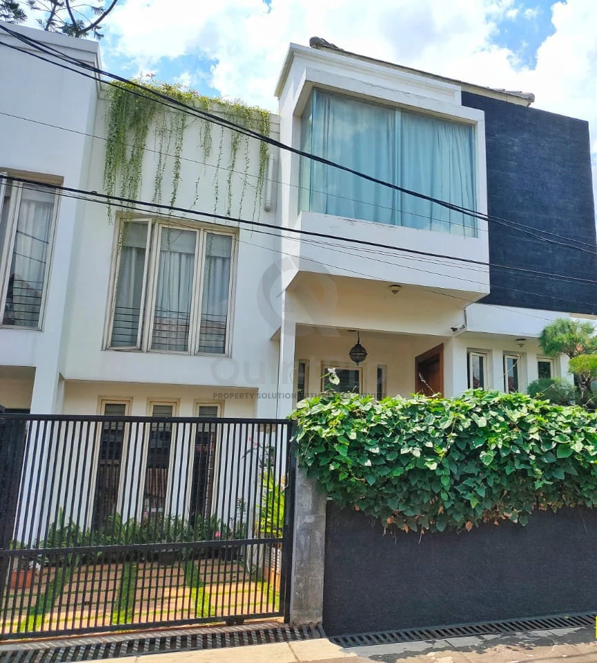 Rumah 6+1KT 400m² Pondok Kelapa Duren Sawit, 2 Lantai SHM Modern Minimalis