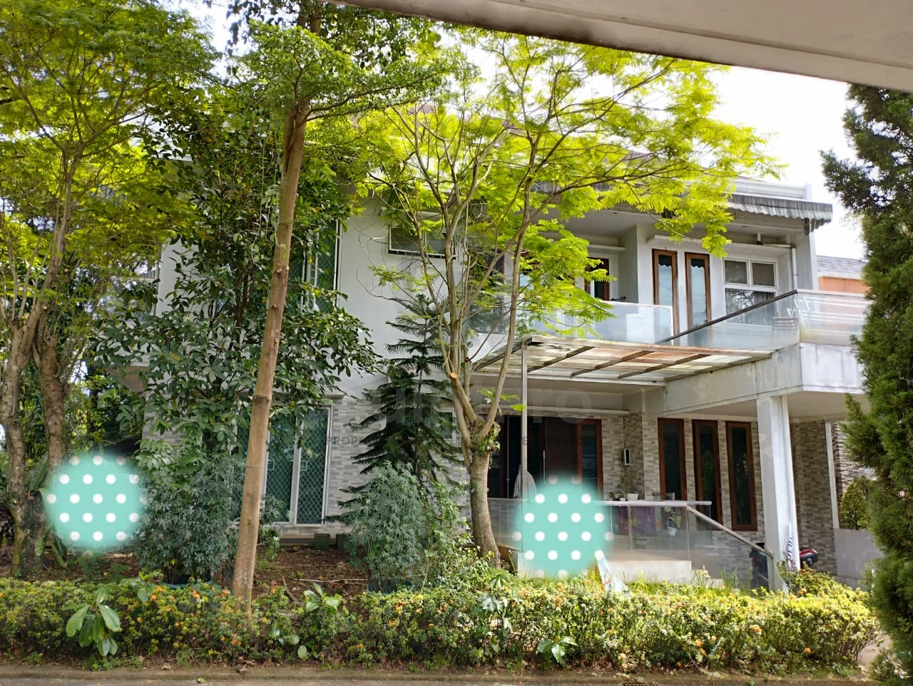Rumah Hook 4+1KT 340m² di The Green BSD, Halaman Hijau Asri SHM