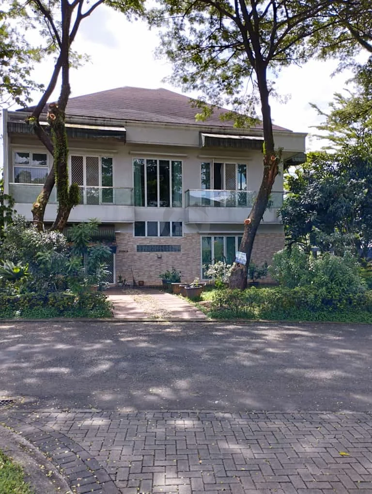 Rumah Hook 4+1KT 340m² di The Green BSD, Halaman Hijau Asri SHM — foto 2