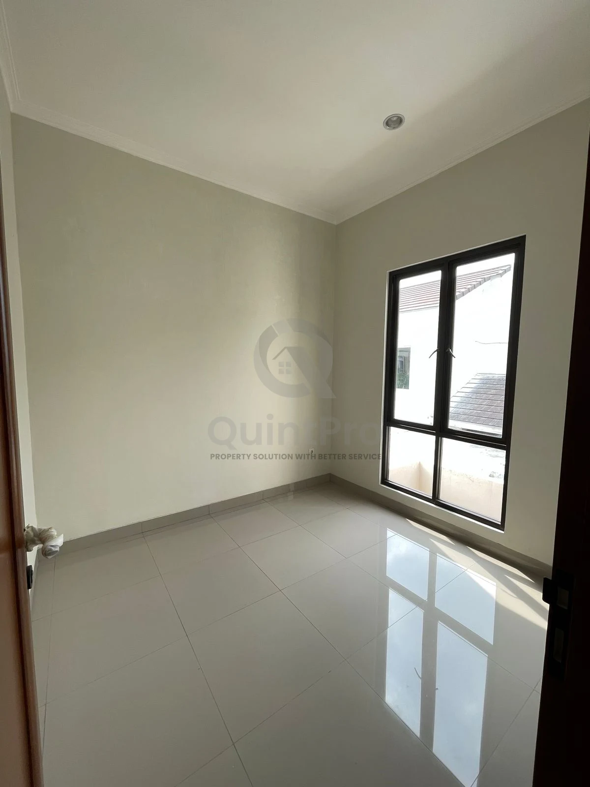 Rumah 4+1KT Modern The Icon Cosmo BSD, 2 Lantai Brand New SHM — foto 2