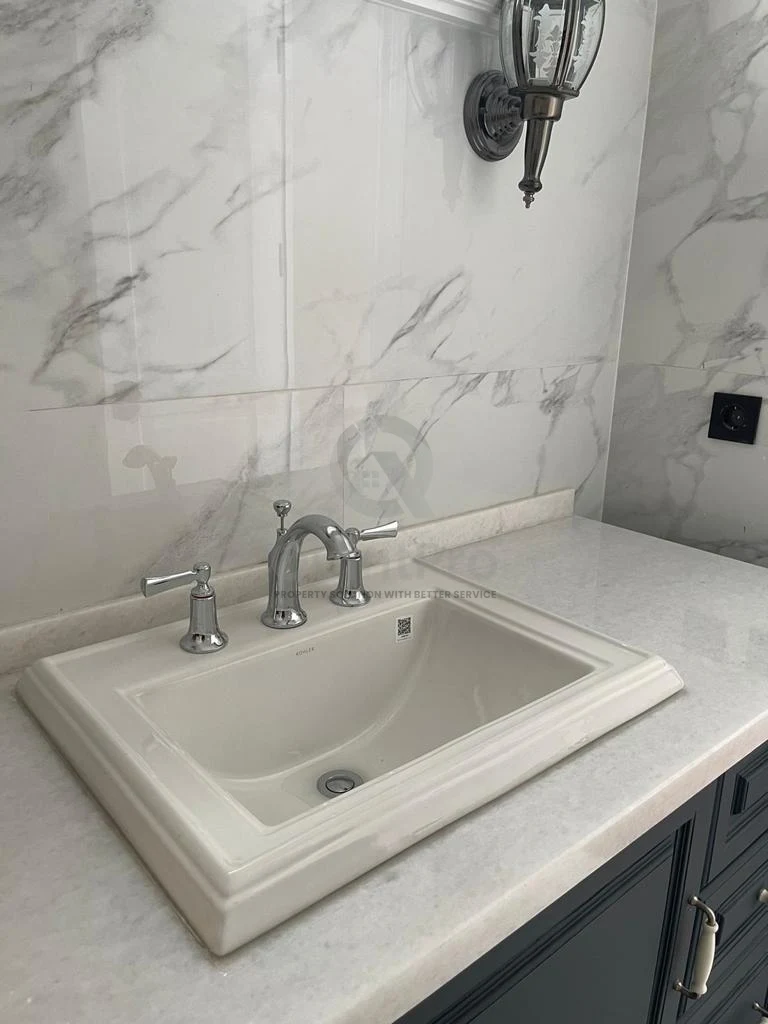 Rumah Brand New 5+1KT American Classic di The Icon Cosmo BSD, 3 Lantai Mewah SHM — foto 4