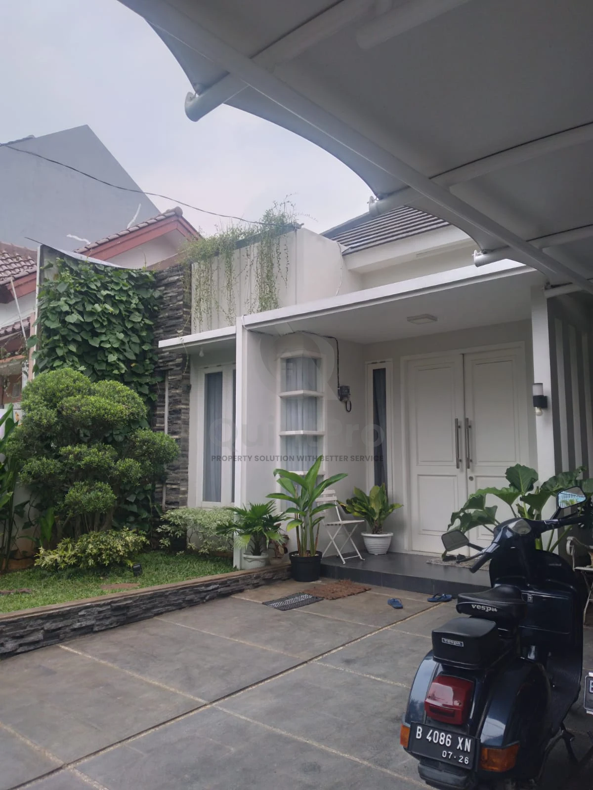 Rumah 4+1KT 180m² di Griyaloka BSD, 2 Lantai SHM Garasi 2 Mobil — foto 3