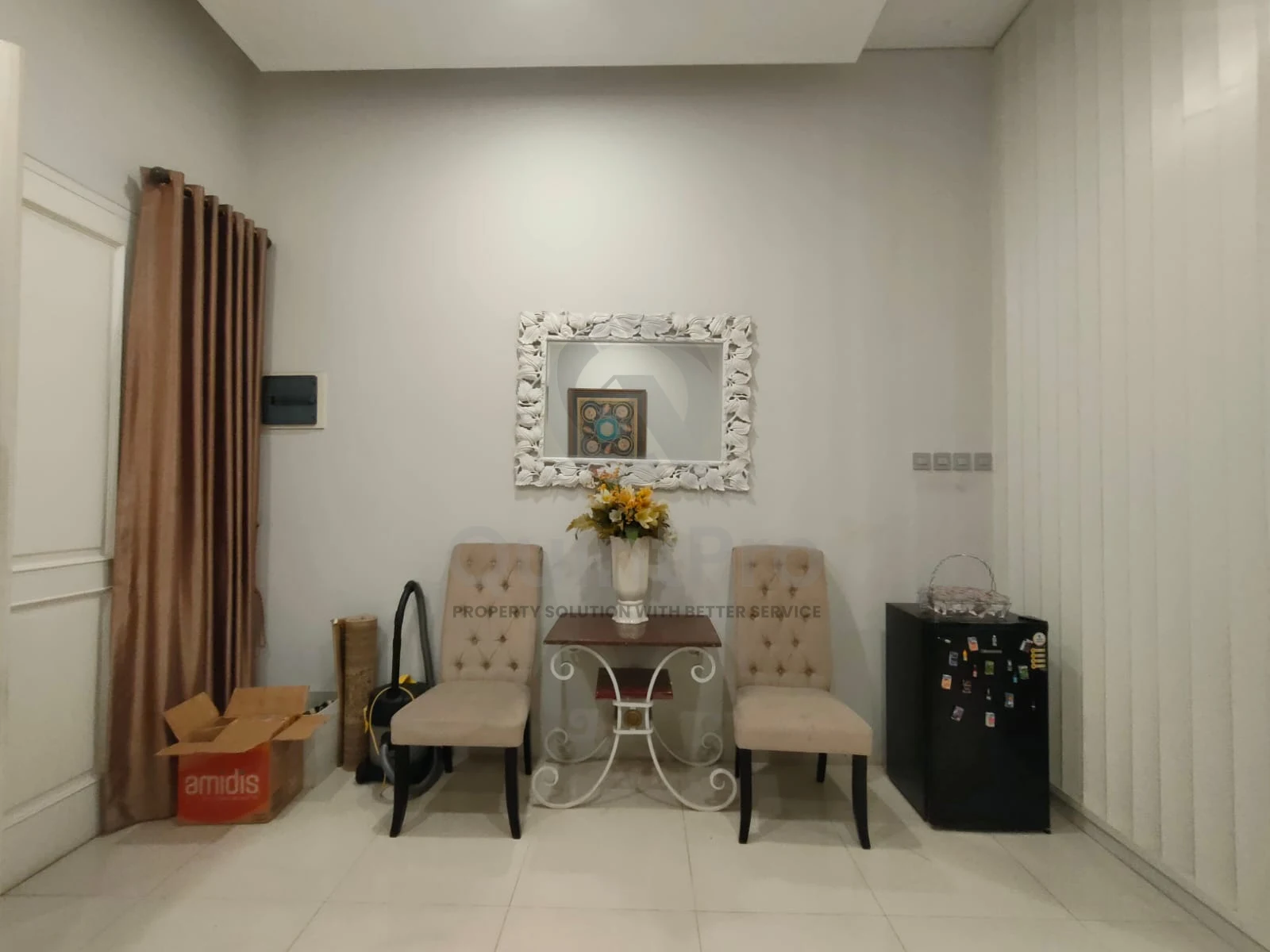 Rumah 4+1KT 180m² di Griyaloka BSD, 2 Lantai SHM Garasi 2 Mobil — foto 4