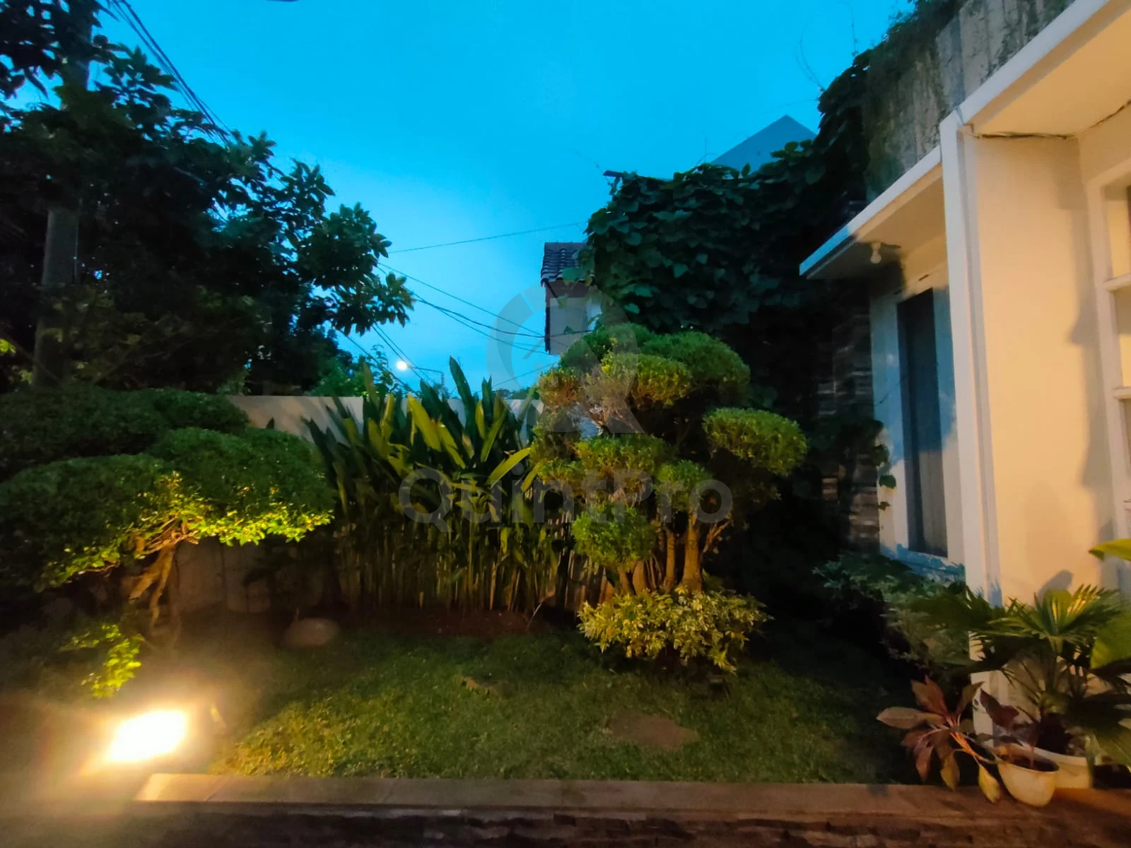 Rumah 4+1KT 180m² di Griyaloka BSD, 2 Lantai SHM Garasi 2 Mobil — foto 5