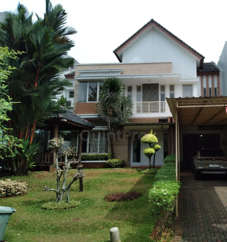 Rumah 4+1KT 275m² Delatinos BSD Tangerang, 2 Lantai Halaman Asri SHM