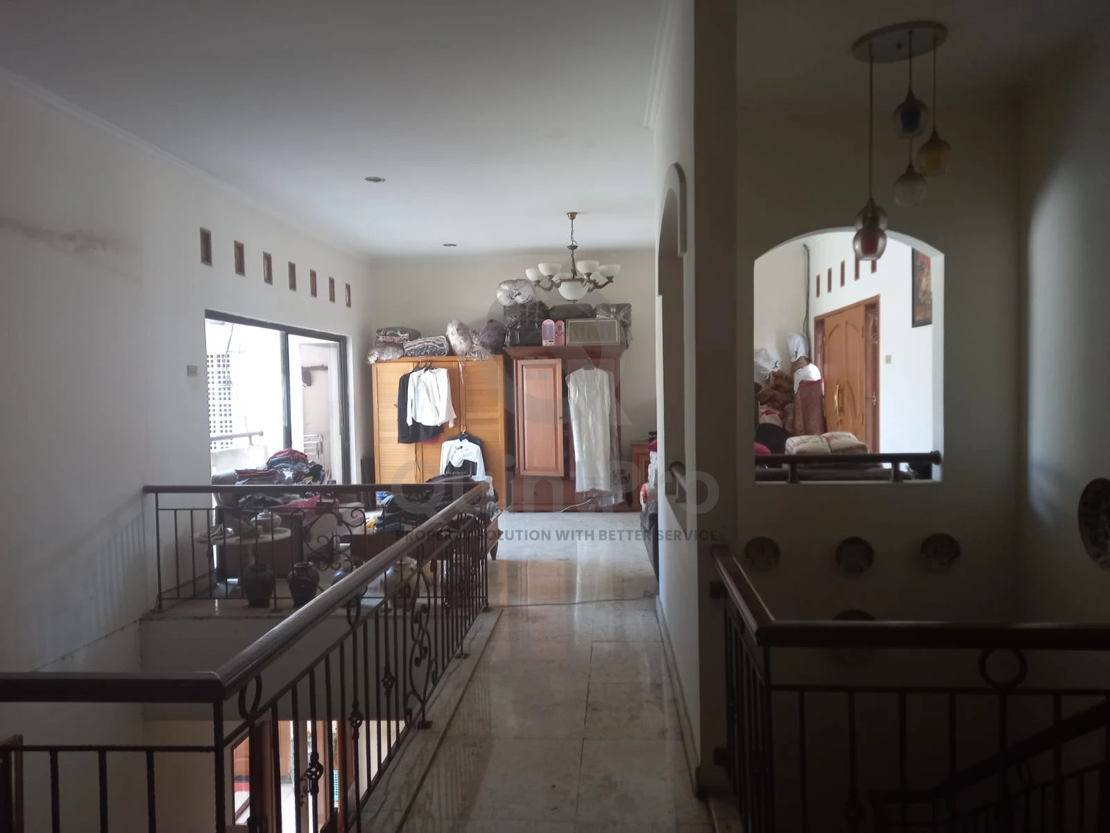 Rumah 5+1KT 228m² di Griyaloka BSD, 2 Lantai Halaman Asri SHM — foto 5