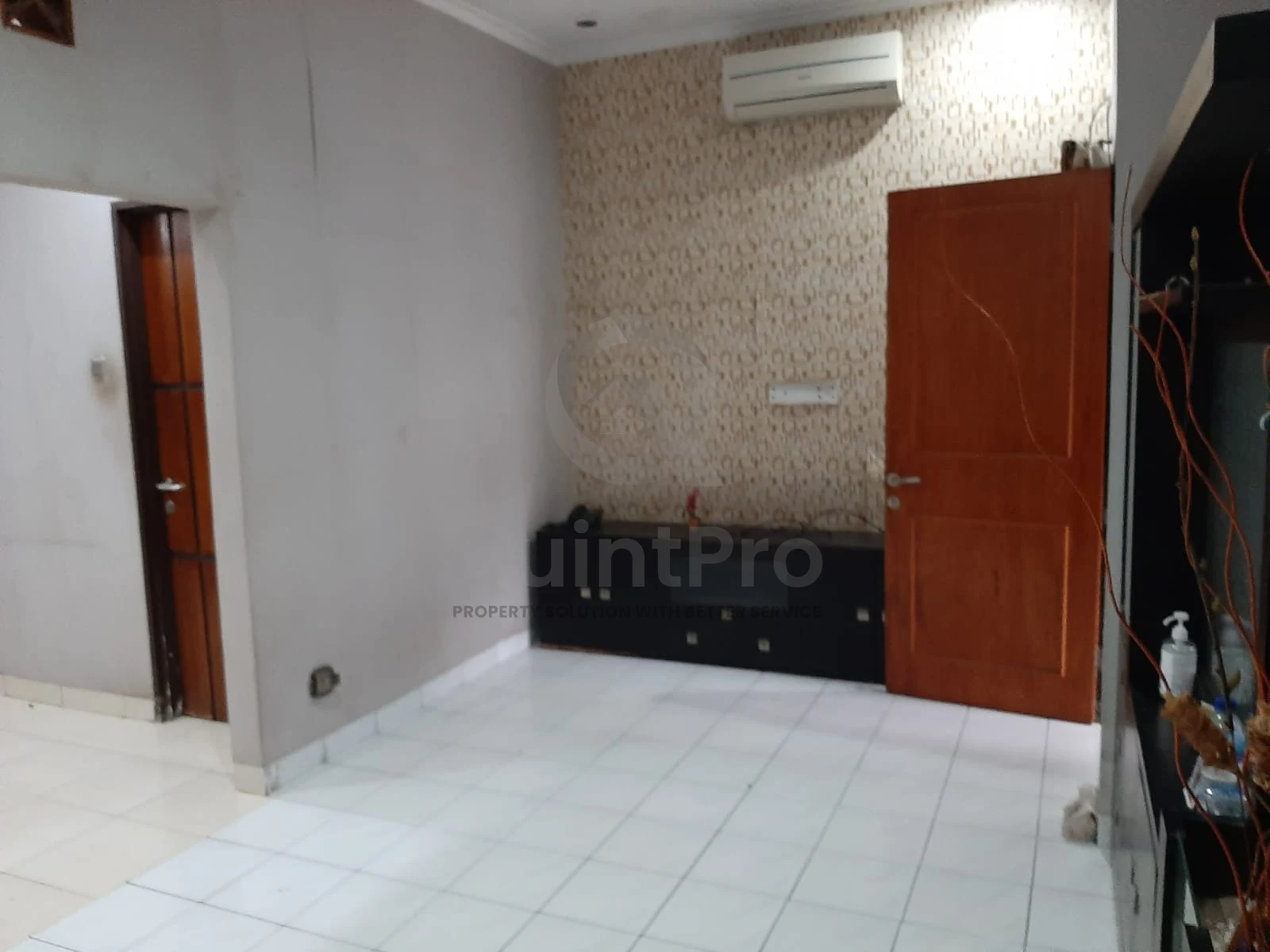 Rumah 2+1KT 156m² di Nusa Loka BSD, Taman Crysant 1 SHM Siap Huni — foto 2