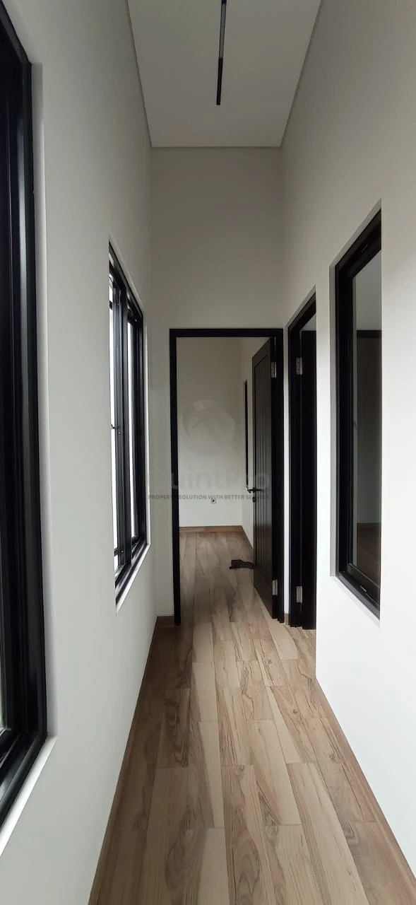 Rumah Dijual di Sektor 1.4, BSD, 3KT — foto 9